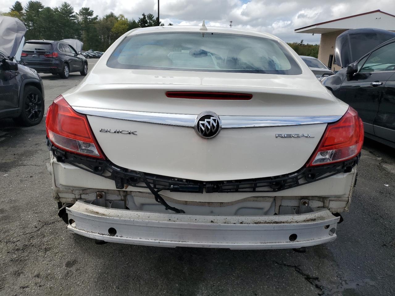 2G4GS5EK7C9141119 2012 Buick Regal Premium