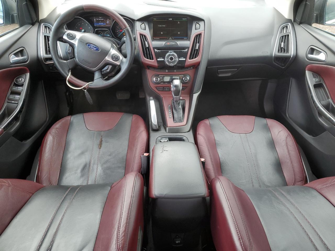 1FAHP3J22CL182678 2012 Ford Focus Titanium