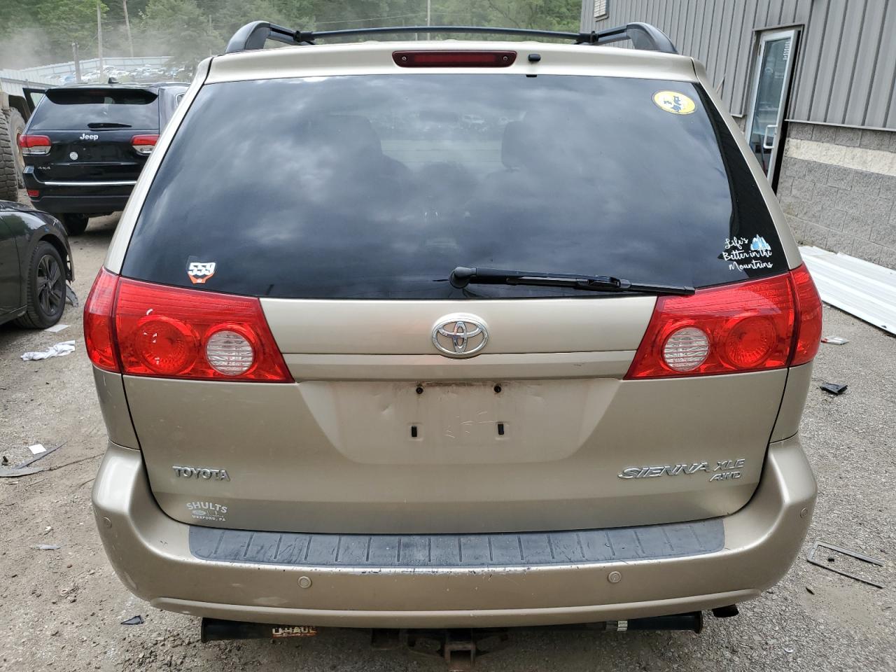 5TDDK4CC4AS033400 2010 Toyota Sienna Xle