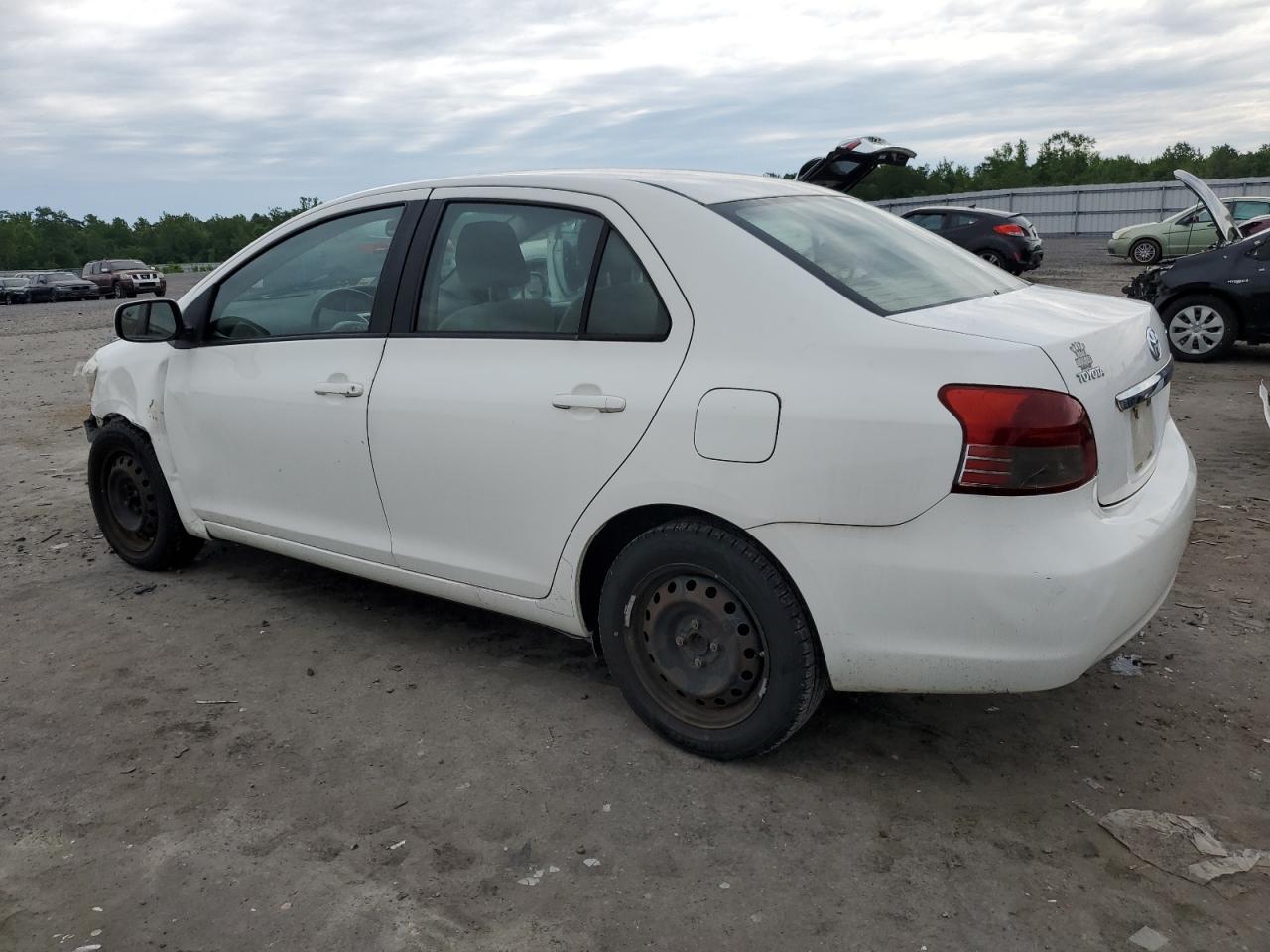 JTDBT903581197414 2008 Toyota Yaris