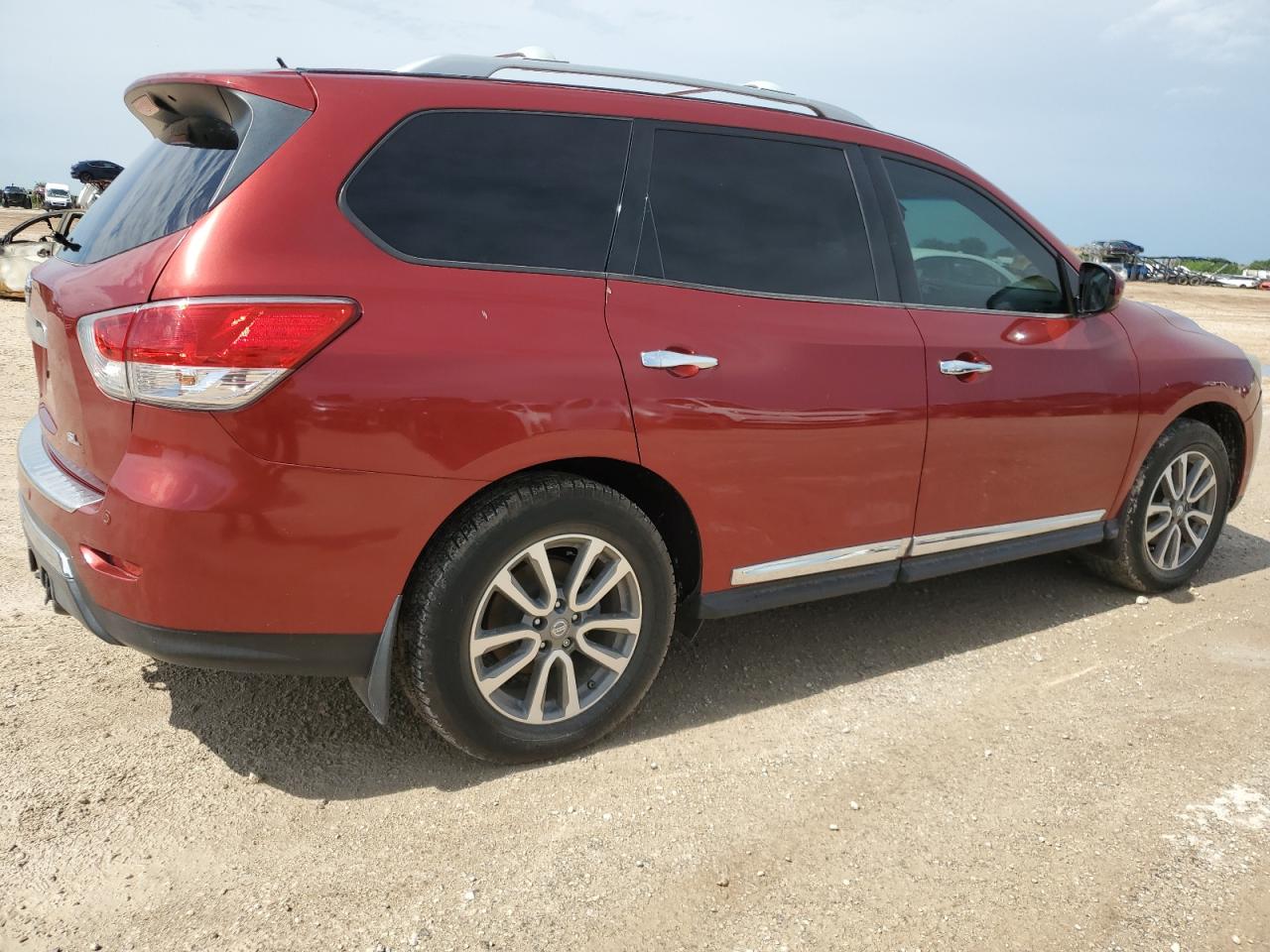 2014 Nissan Pathfinder S vin: 5N1AR2MN2EC615436