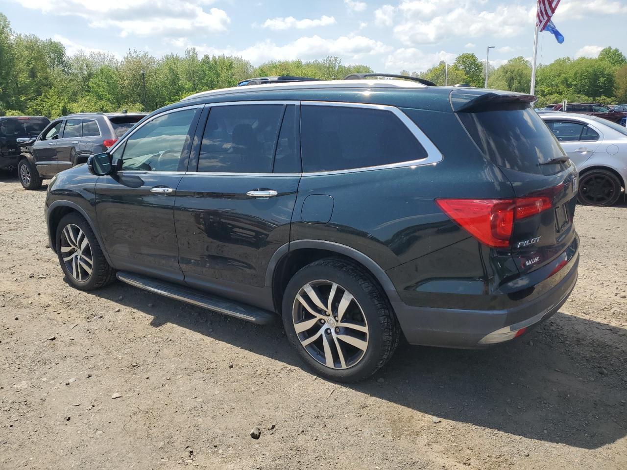 5FNYF6H99GB003689 2016 Honda Pilot Touring