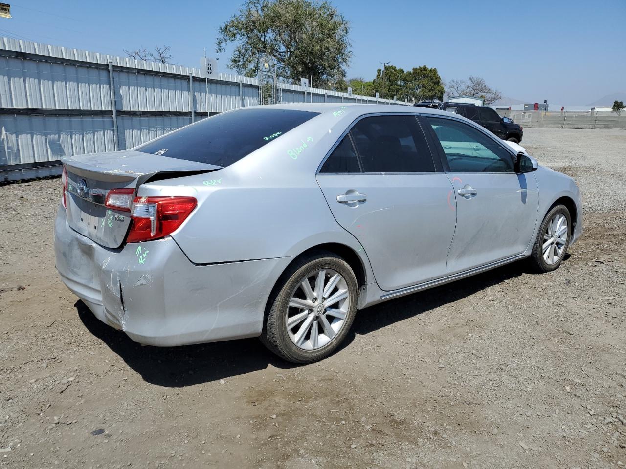 4T4BF1FK5CR213305 2012 Toyota Camry Base