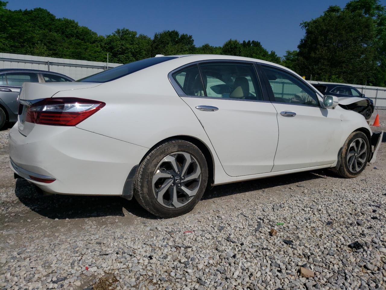 1HGCR2F02GA016454 2016 Honda Accord Ex