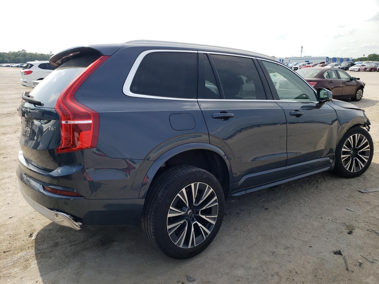 2022 Volvo Xc90 T6 Momentum vin: YV4A22PK5N1861402