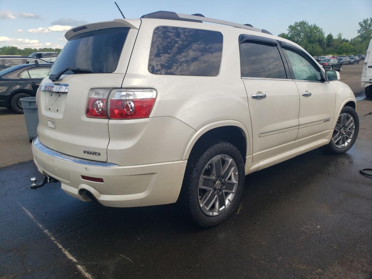 1GKKVTED0BJ319312 2011 GMC Acadia Denali