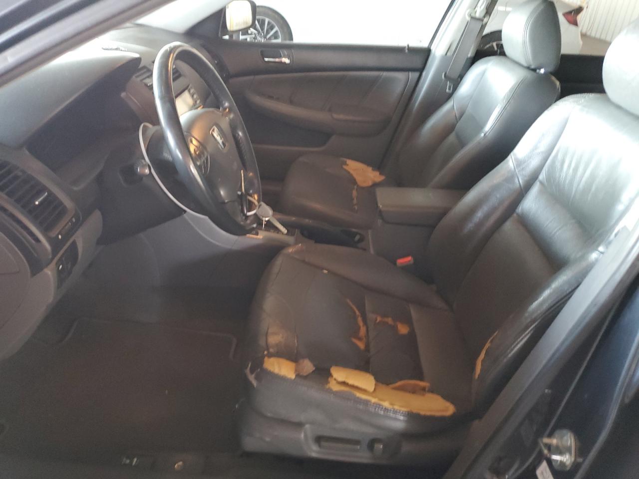 1HGCM665X4A014836 2004 Honda Accord Ex