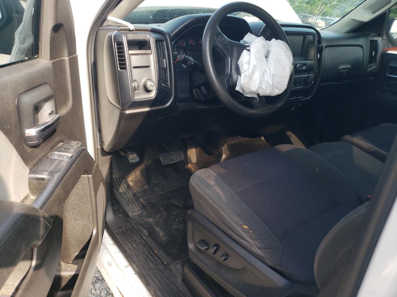 1GTN1LEC1JZ900930 2018 GMC Sierra C1500