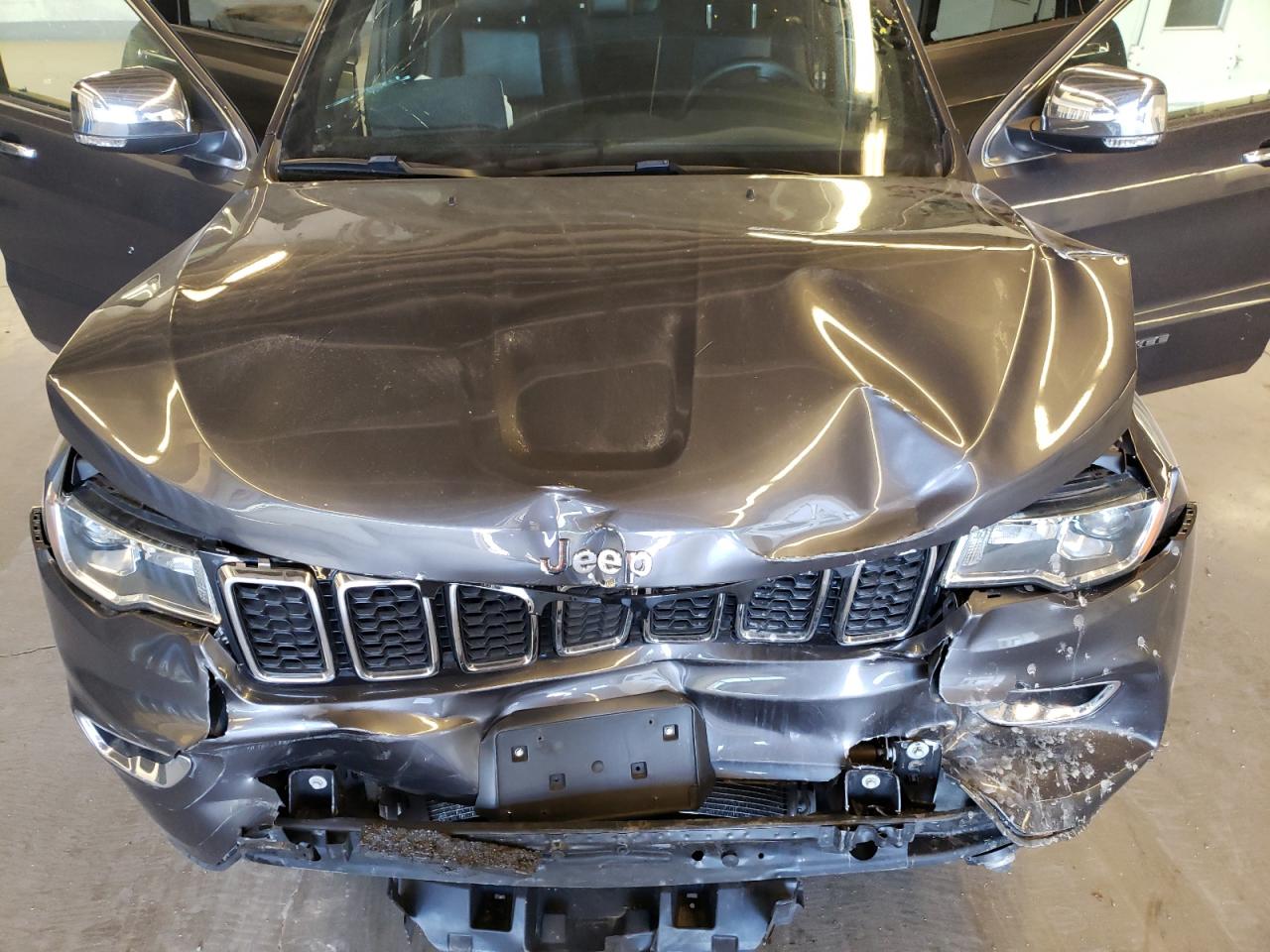 1C4RJFBG2JC260045 2018 Jeep Grand Cherokee Limited