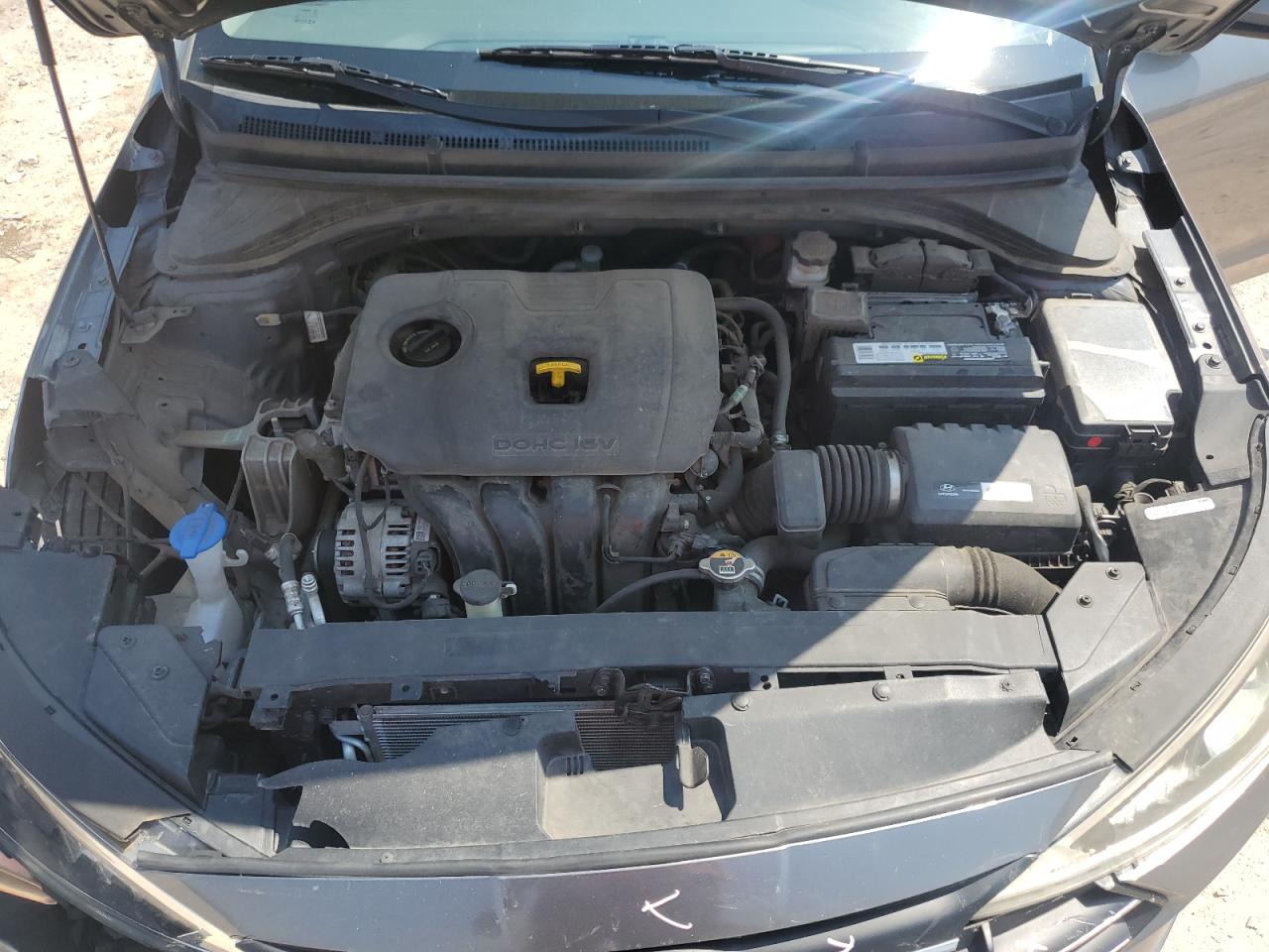 5NPD74LF6KH472570 2019 Hyundai Elantra Se