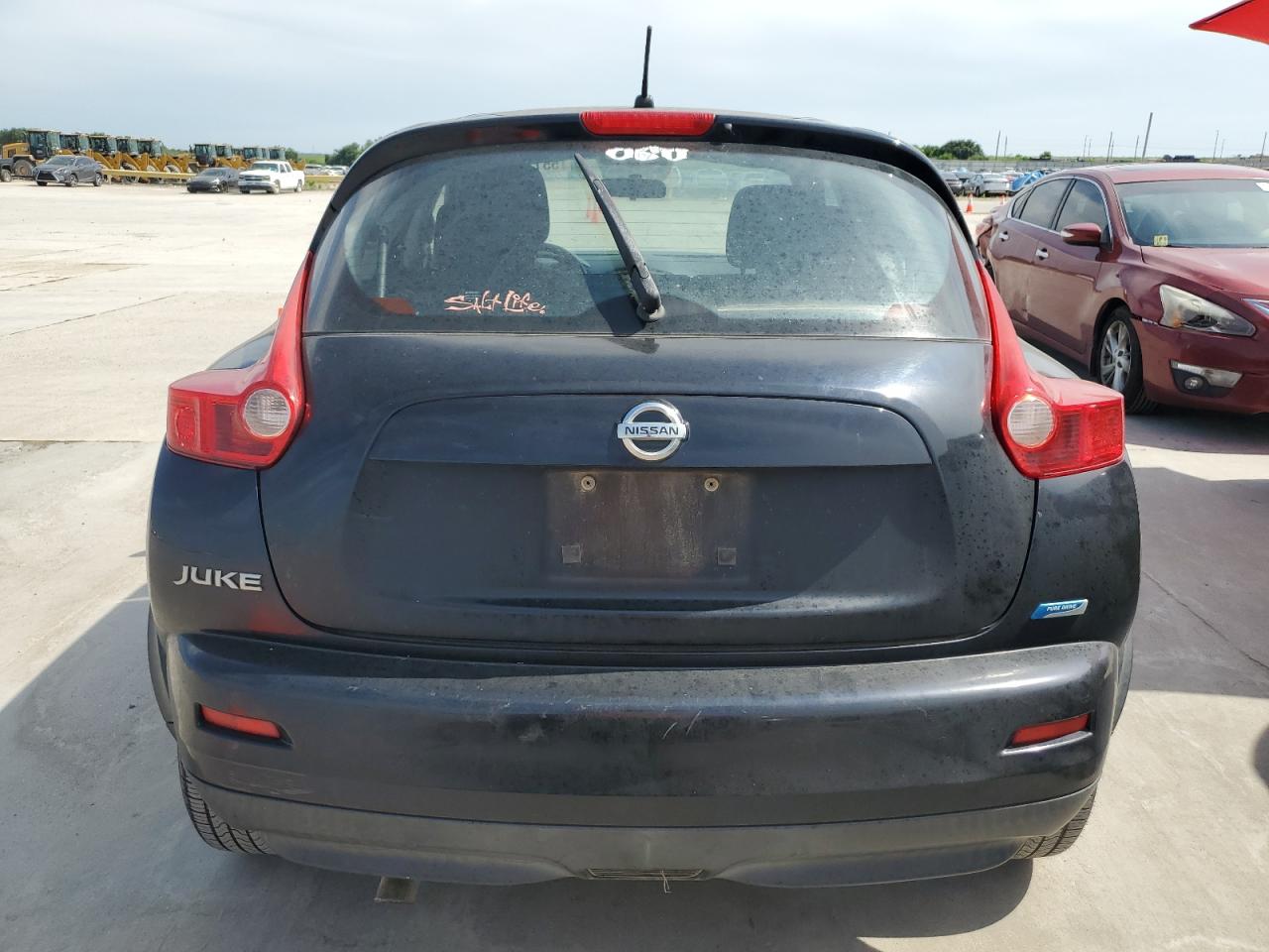 2013 Nissan Juke S vin: JN8AF5MR4DT215611