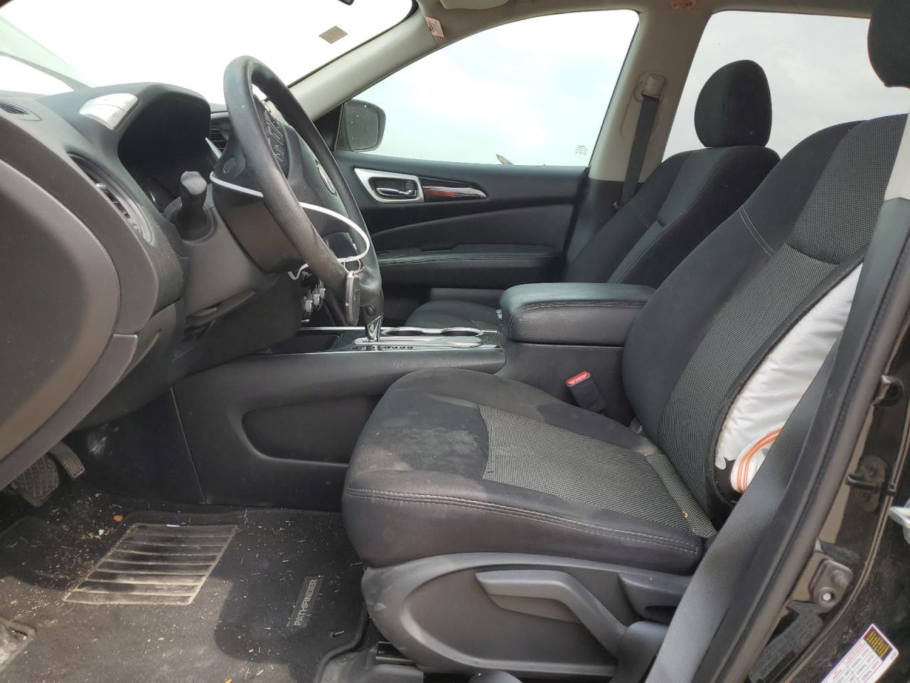 5N1DR2MN4KC622560 2019 Nissan Pathfinder S