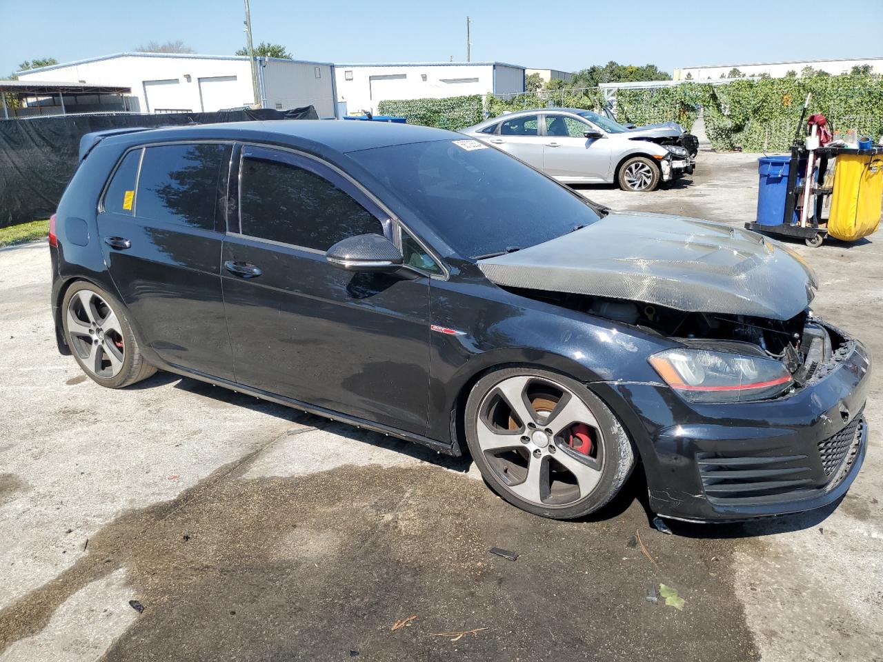 3VW4T7AU2GM070056 2016 Volkswagen Gti S/Se