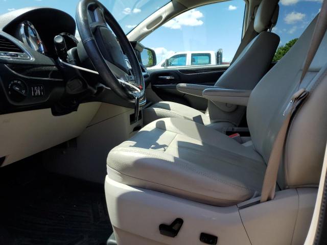 2016 CHRYSLER TOWN & COU - 2C4RC1BG4GR232034