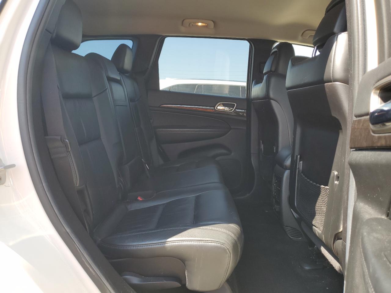 1C4RJFAG2CC214669 2012 Jeep Grand Cherokee Laredo