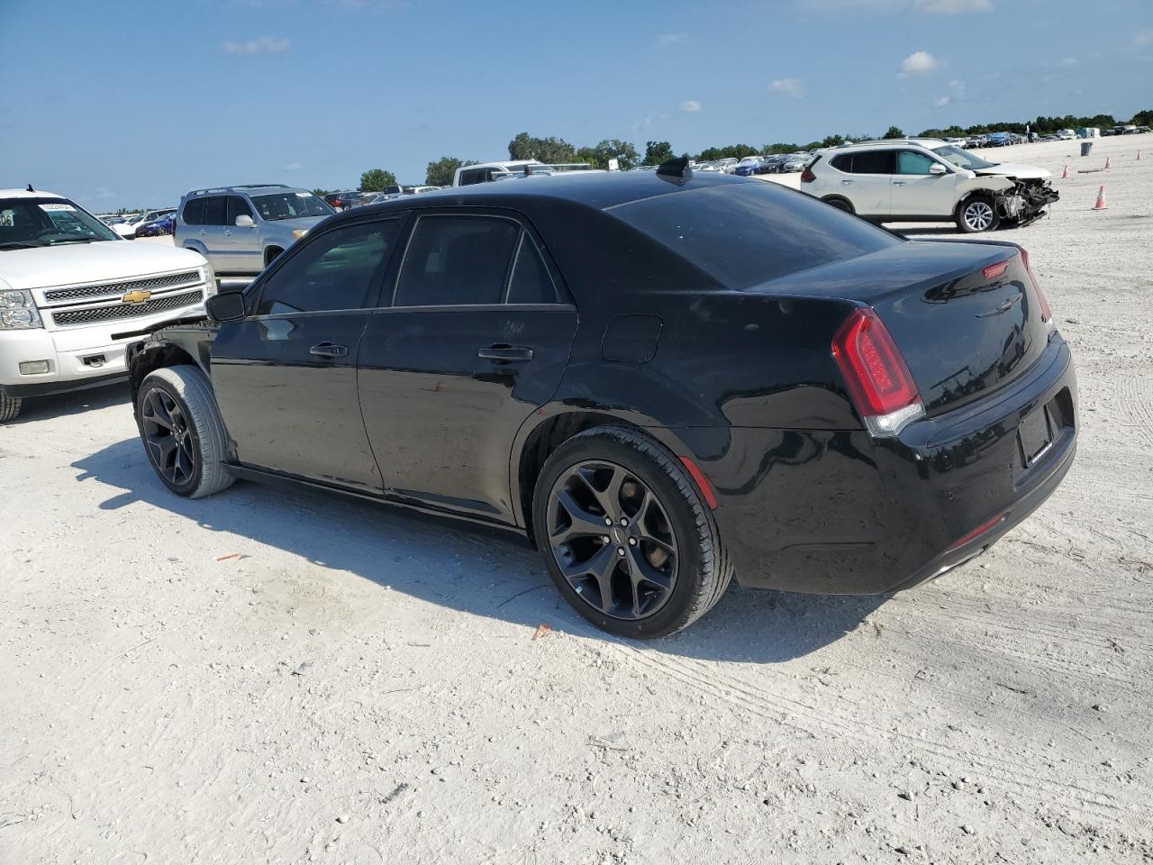 2C3CCABG8MH524121 2021 Chrysler 300 S