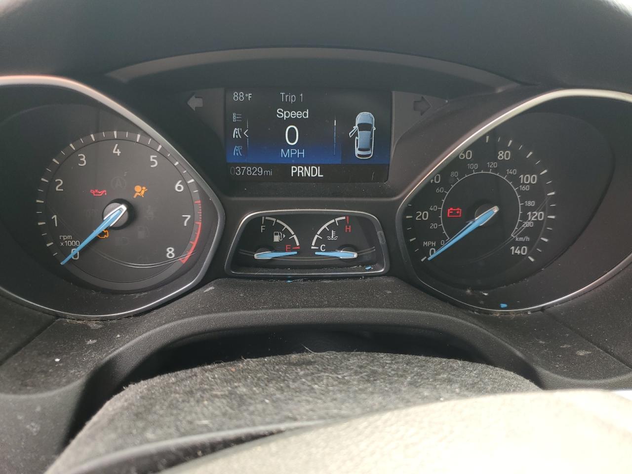 1FADP3F22JL256153 2018 Ford Focus Se