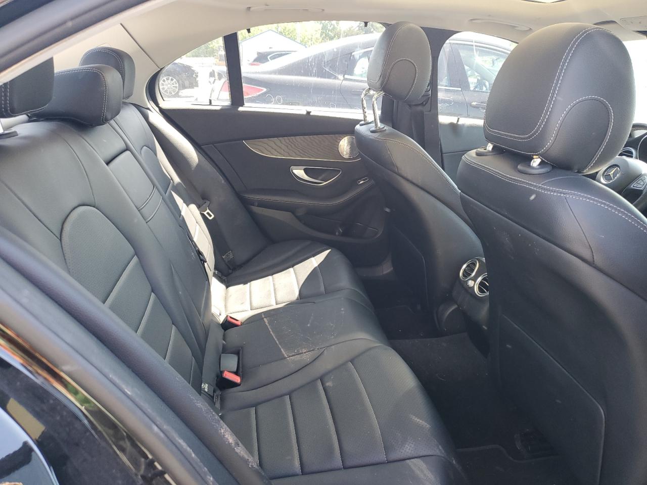 55SWF4KB0HU199917 2017 Mercedes-Benz C 300 4Matic