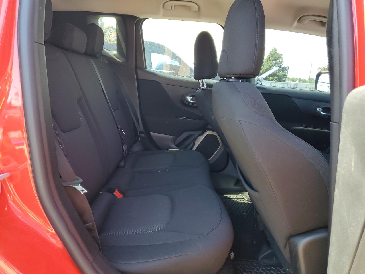 ZACCJABW9GPE16389 2016 Jeep Renegade Latitude