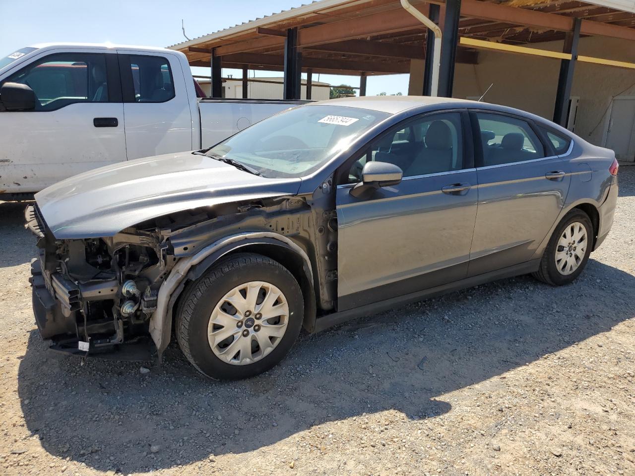 2014 Ford Fusion S vin: 3FA6P0G77ER368097