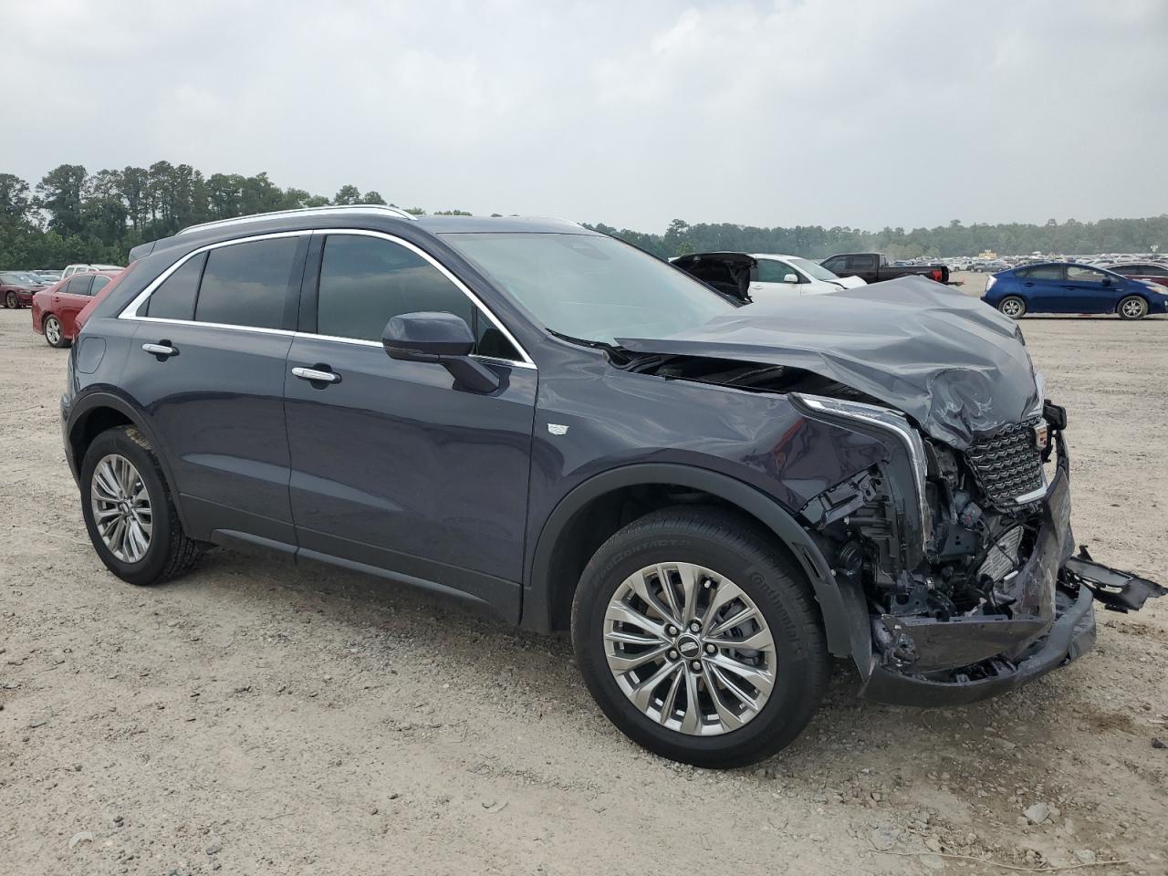 2024 Cadillac Xt4 Premium Luxury vin: 1GYFZCR44RF126955