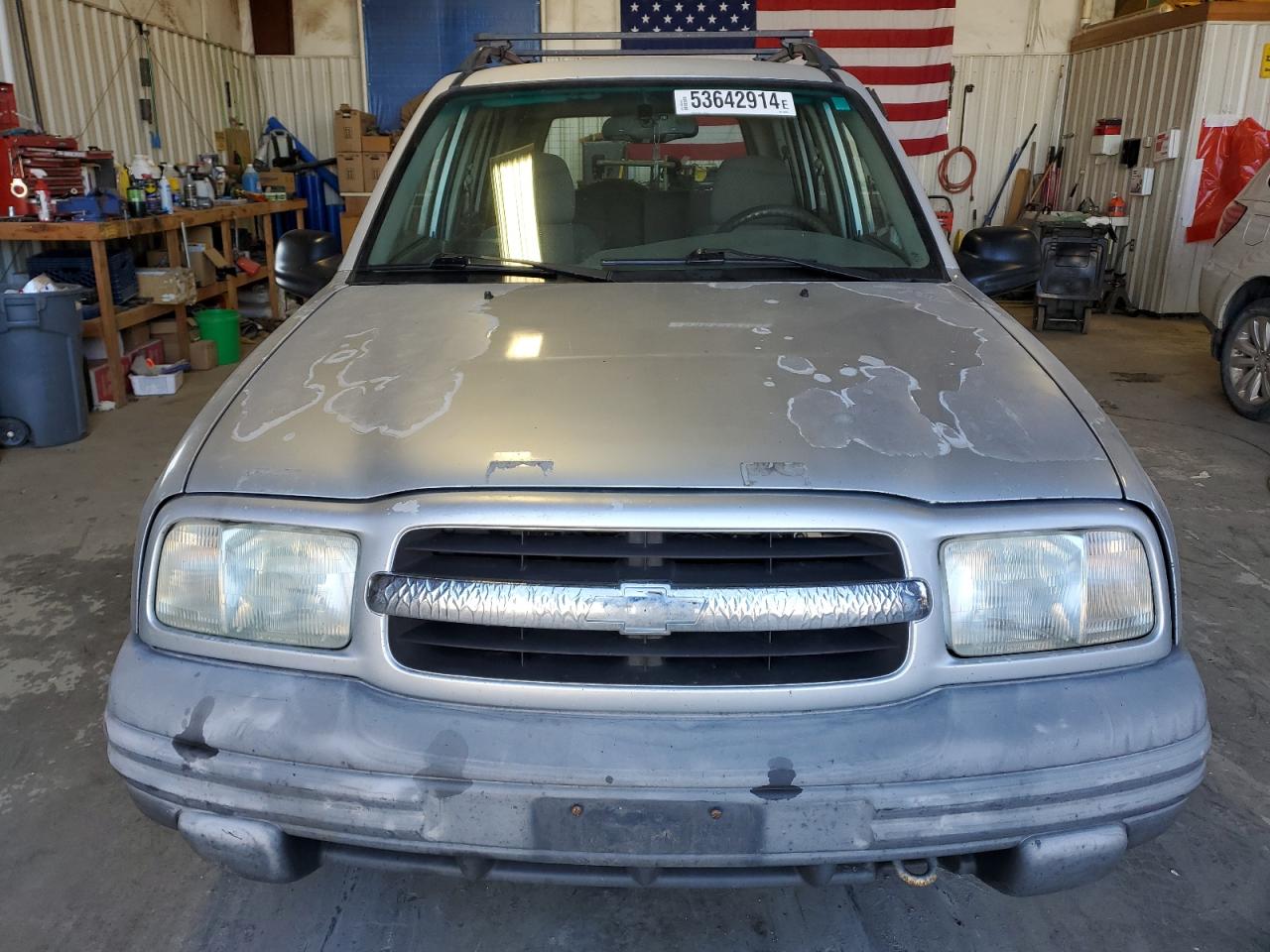 2CNBJ13C6Y6944904 2000 Chevrolet Tracker