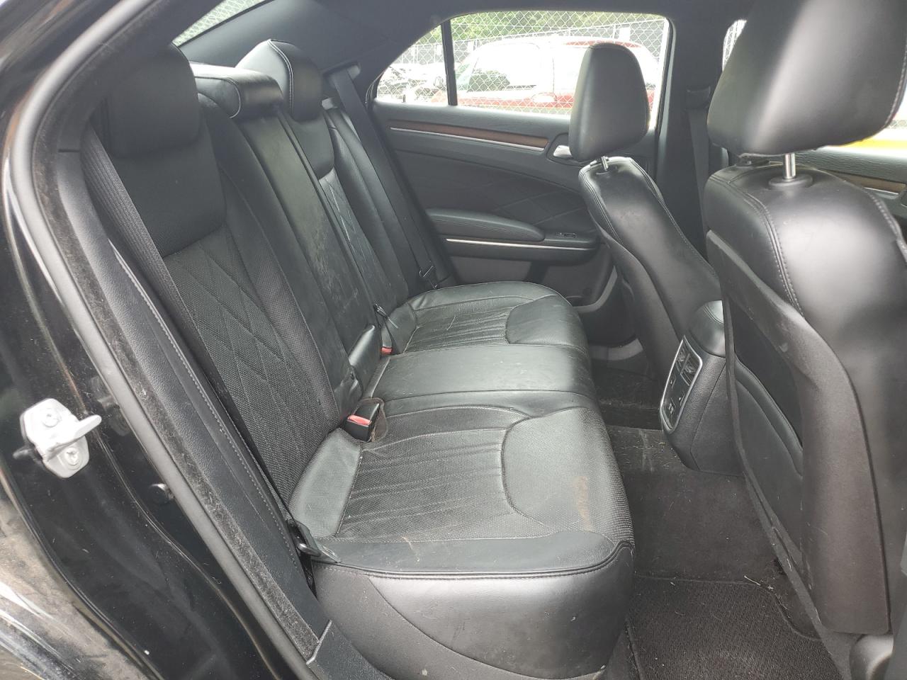 2C3CCASG0FH763813 2015 Chrysler 300C Platinum