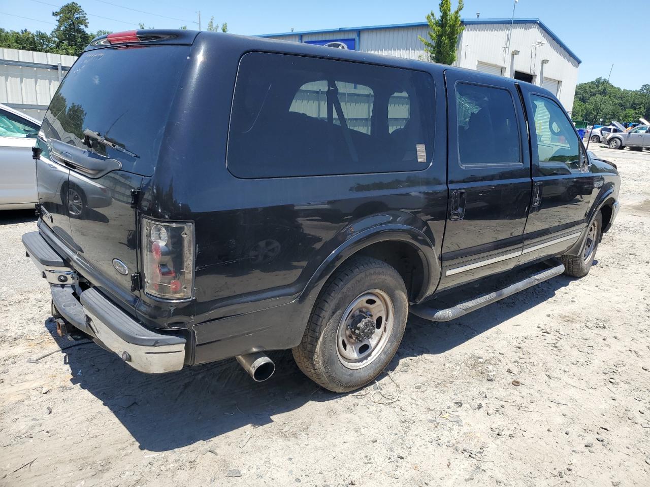 1FMNU42F32EA15385 2002 Ford Excursion Limited