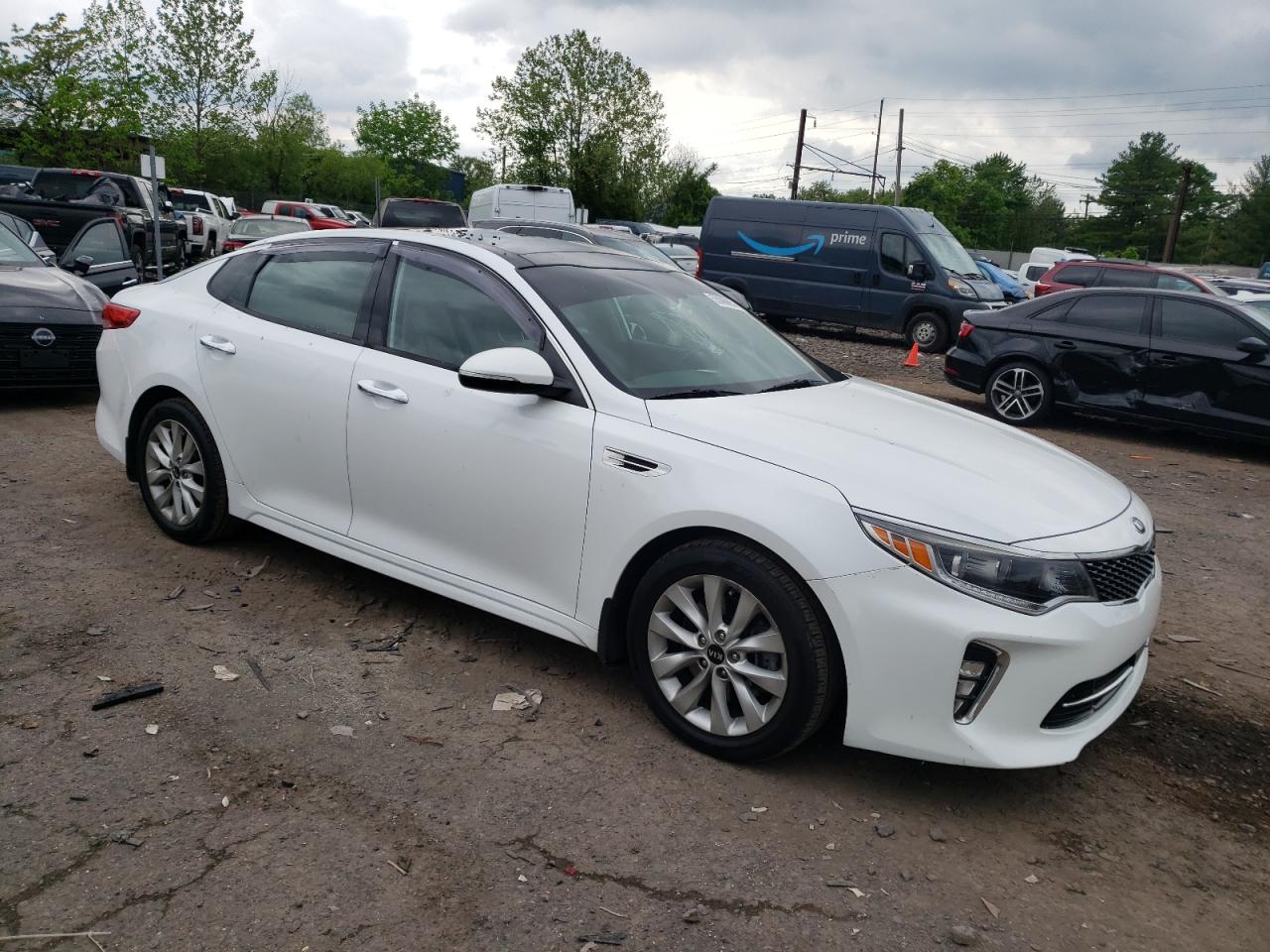 5XXGU4L36JG226849 2018 Kia Optima Ex