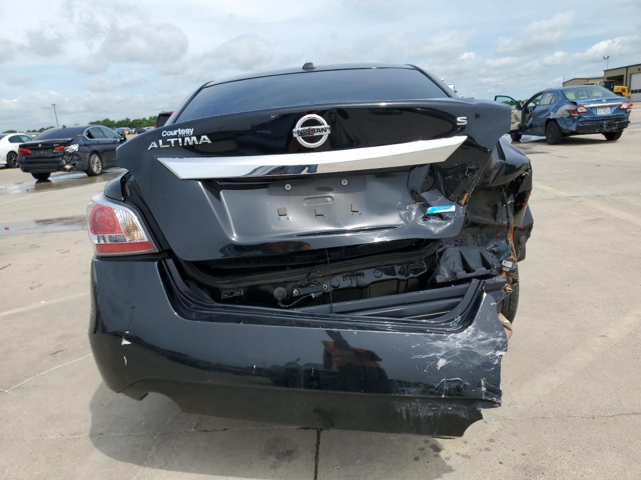 1N4AL3AP9EN339249 2014 Nissan Altima 2.5