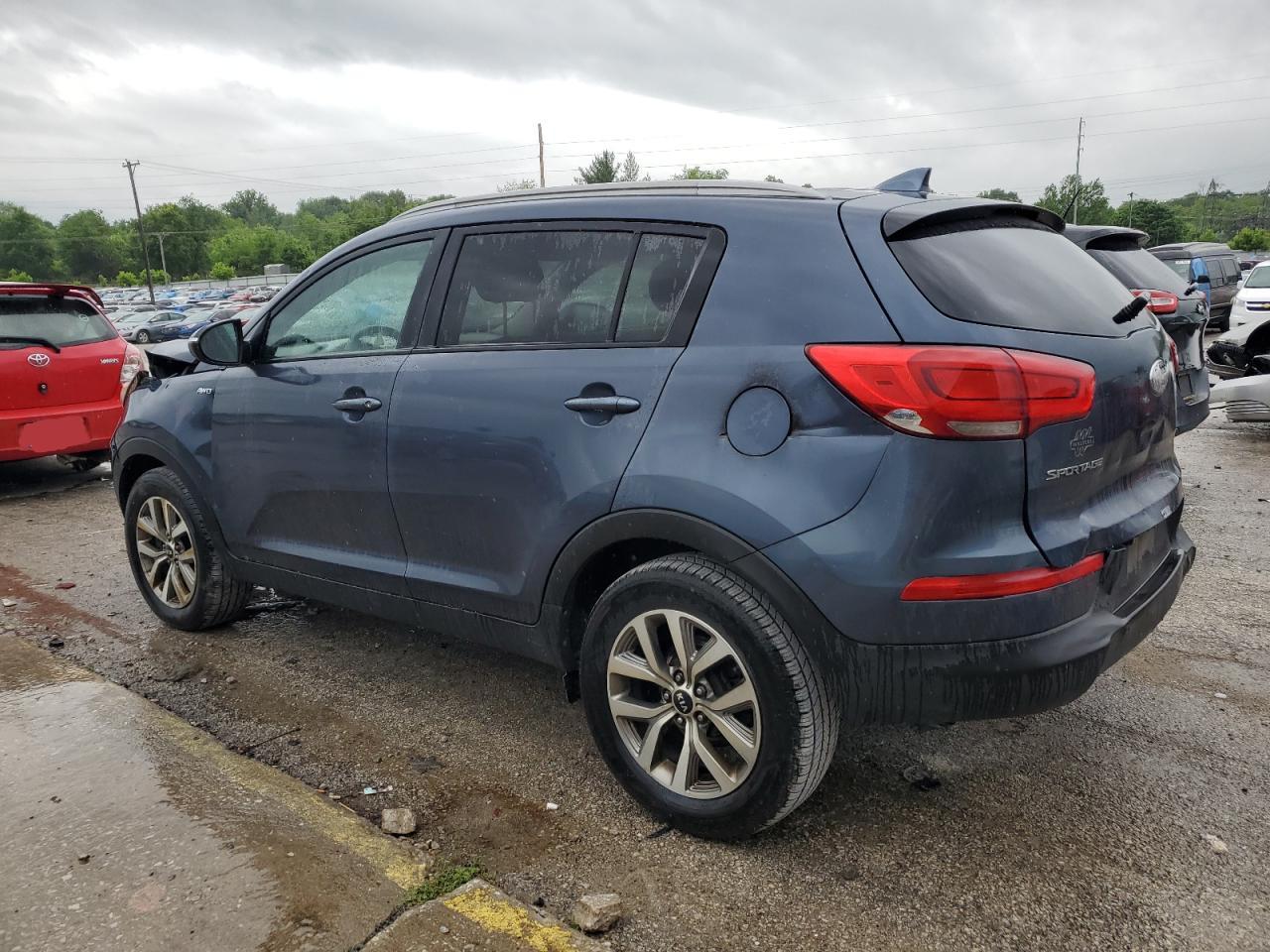 KNDPBCAC3F7675537 2015 Kia Sportage Lx