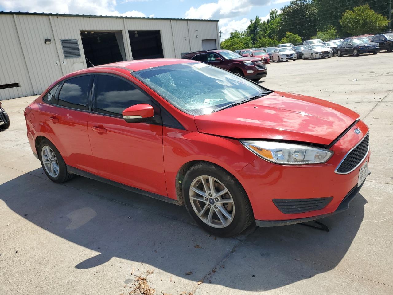 2017 Ford Focus Se vin: 1FADP3F20HL217765