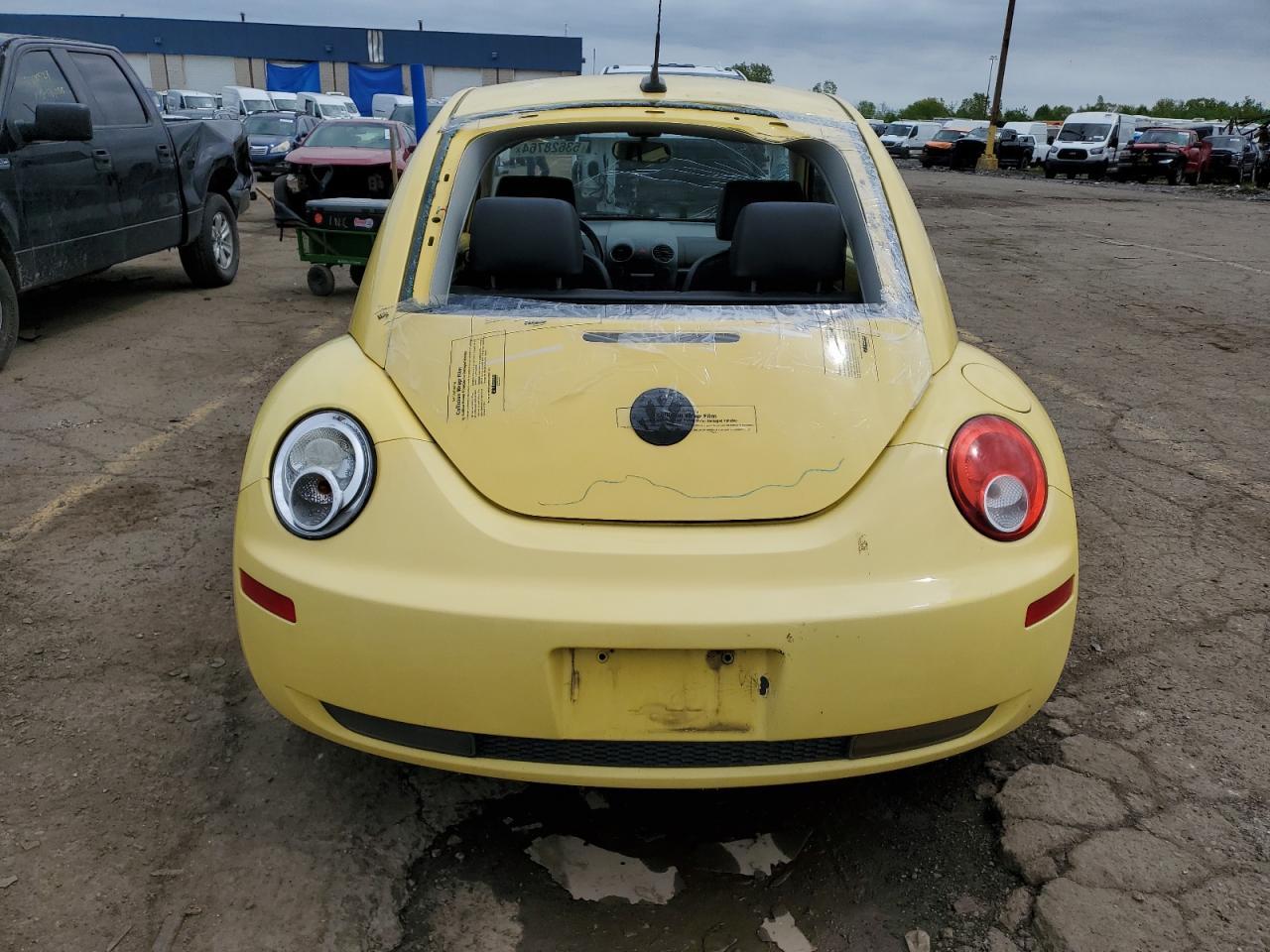 3VWPW31C79M500297 2009 Volkswagen New Beetle S