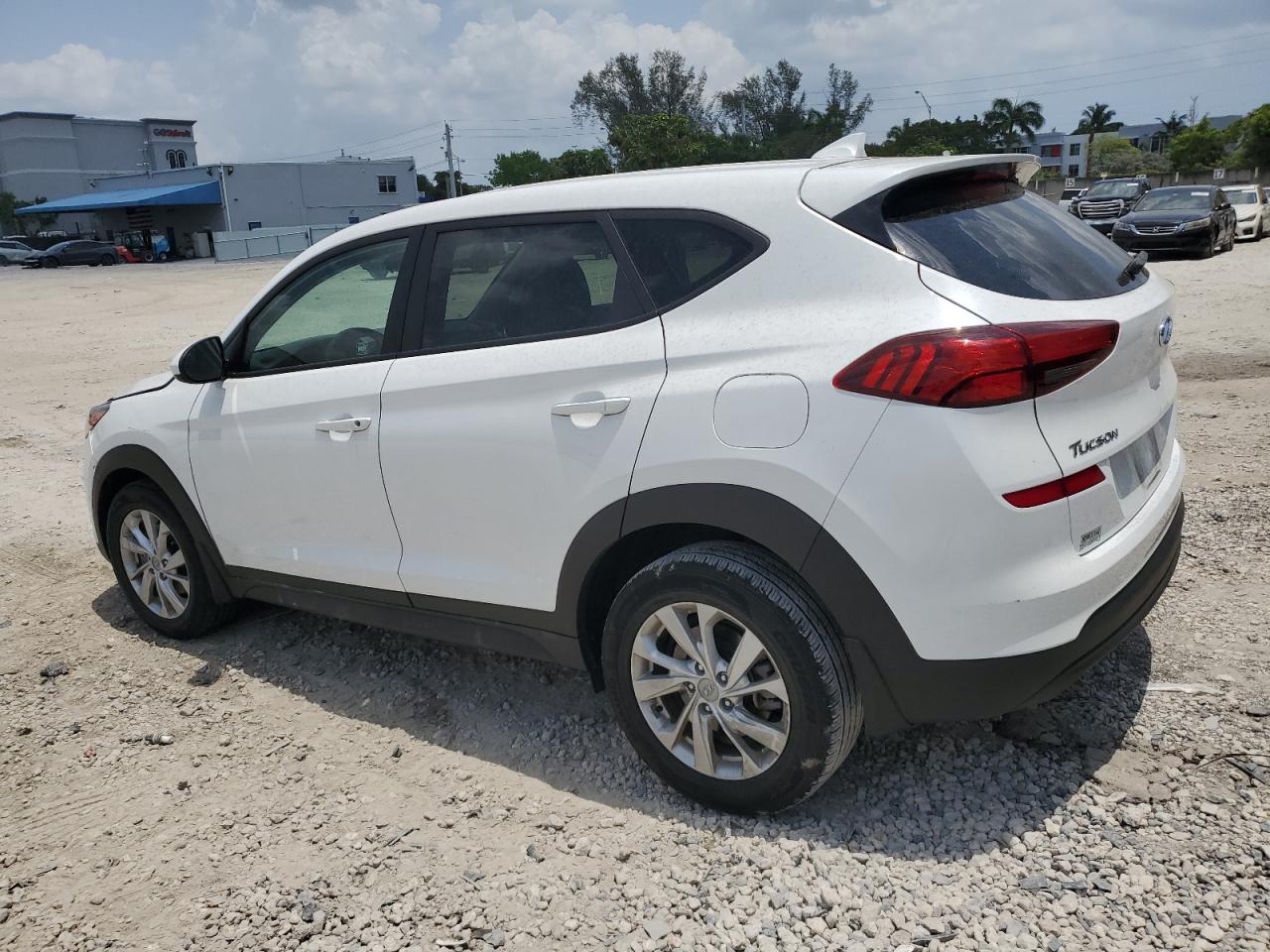 KM8J23A42MU381426 2021 Hyundai Tucson Se