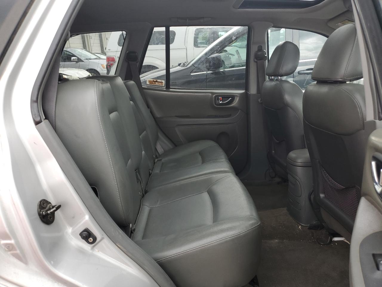 KM8SC73E23U500444 2003 Hyundai Santa Fe Gls