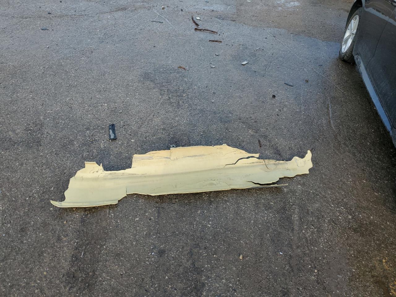 JT2BF22KXX0165879 1999 Toyota Camry Le