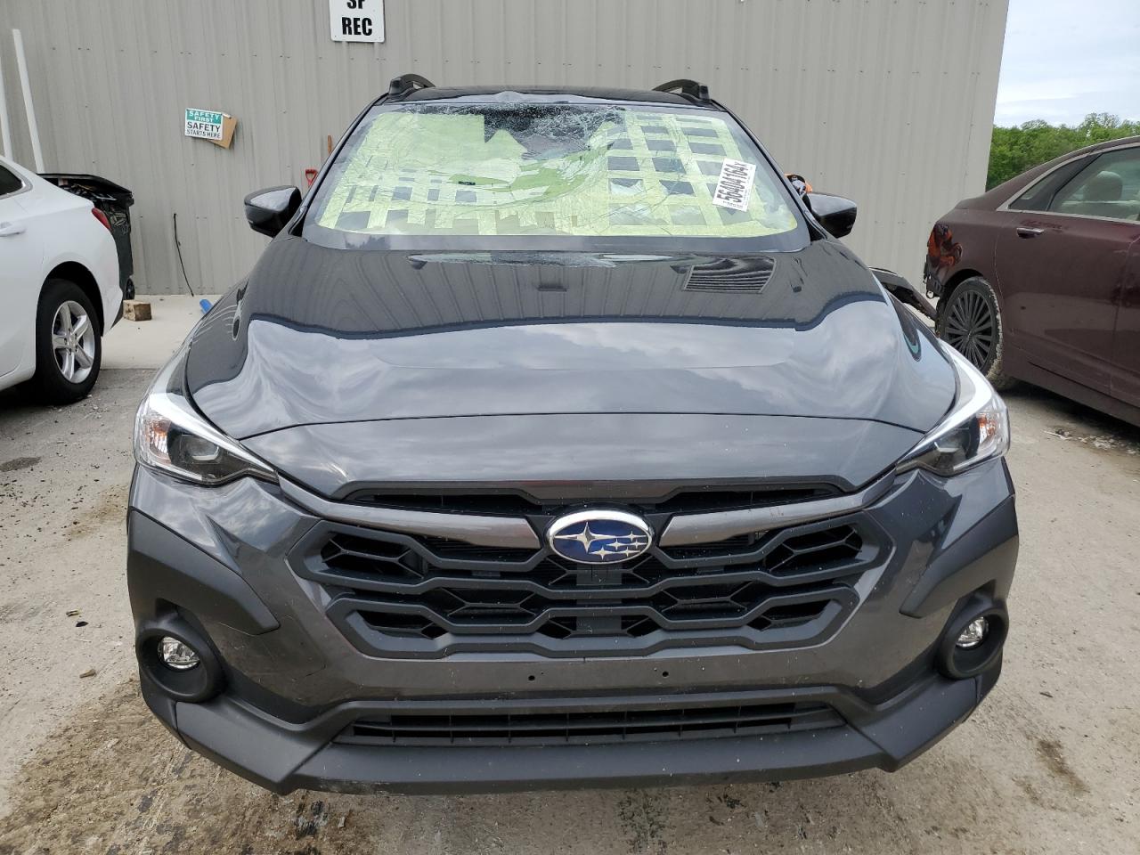 2024 Subaru Crosstrek Premium vin: JF2GUADCXRH209906