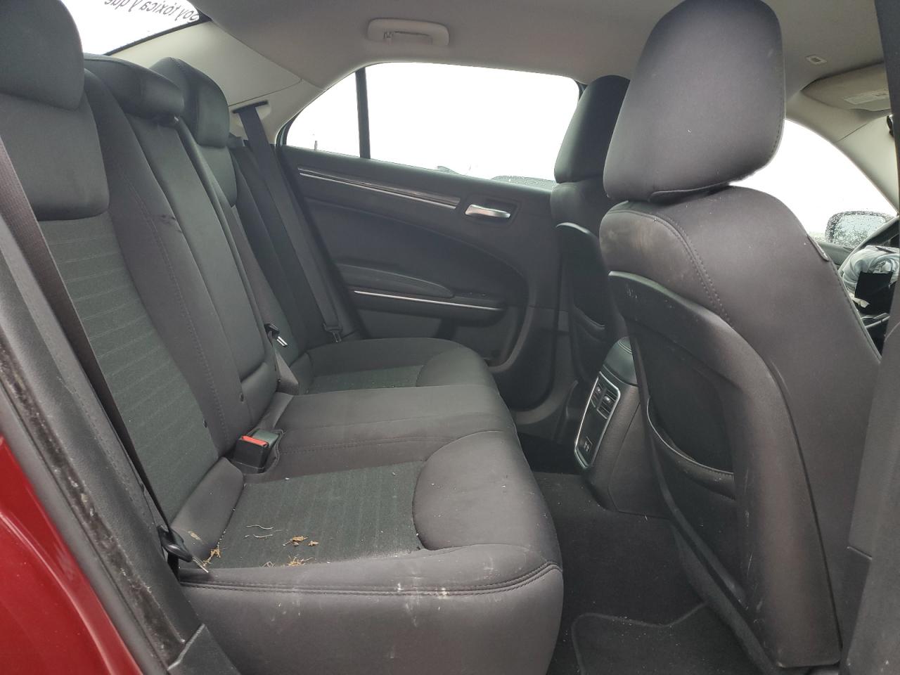 2C3CCAAG5KH614387 2019 Chrysler 300 Touring