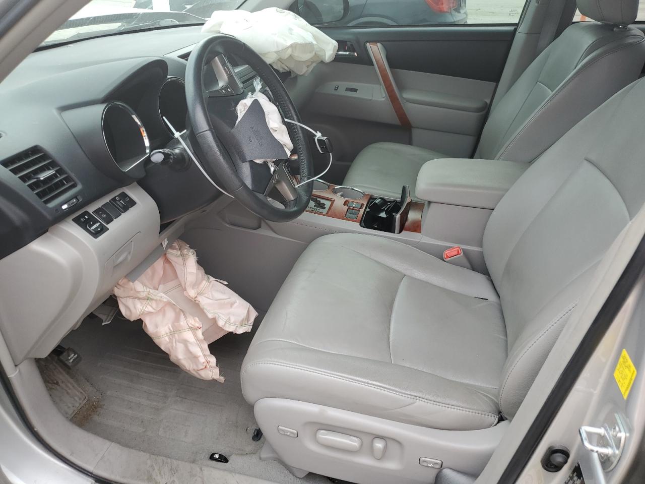 5TDYK3EH9AS017598 2010 Toyota Highlander Limited