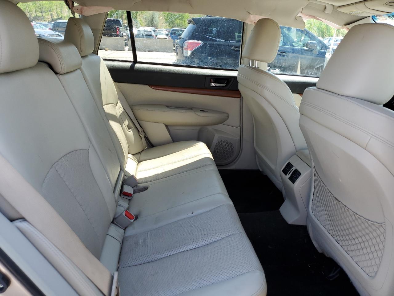 4S4BRDLC7E2271172 2014 Subaru Outback 3.6R Limited