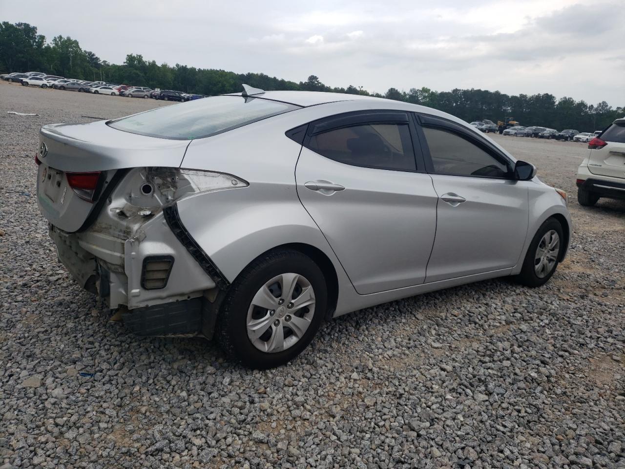 5NPDH4AE0GH704112 2016 Hyundai Elantra Se