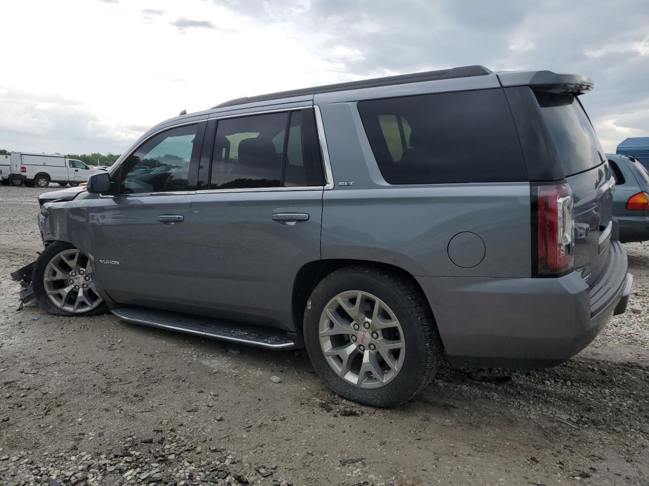 1GKS2DKCXJR367037 2018 GMC Yukon Slt