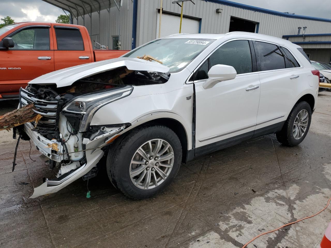 1GYKNBRS6HZ303876 2017 Cadillac Xt5 Luxury