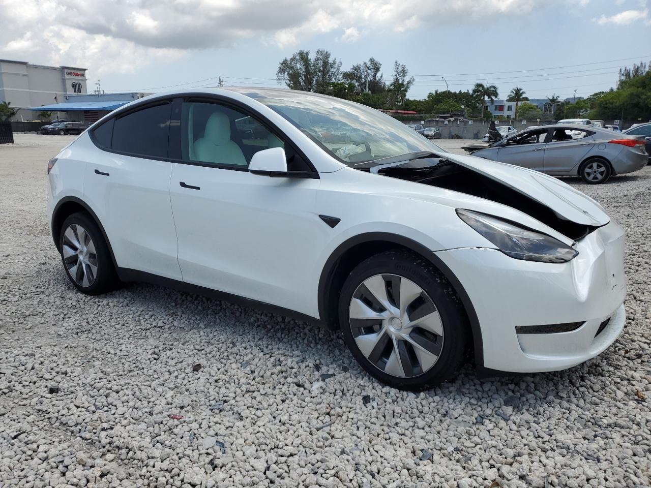 7SAYGDEE6PF706835 2023 Tesla Model Y