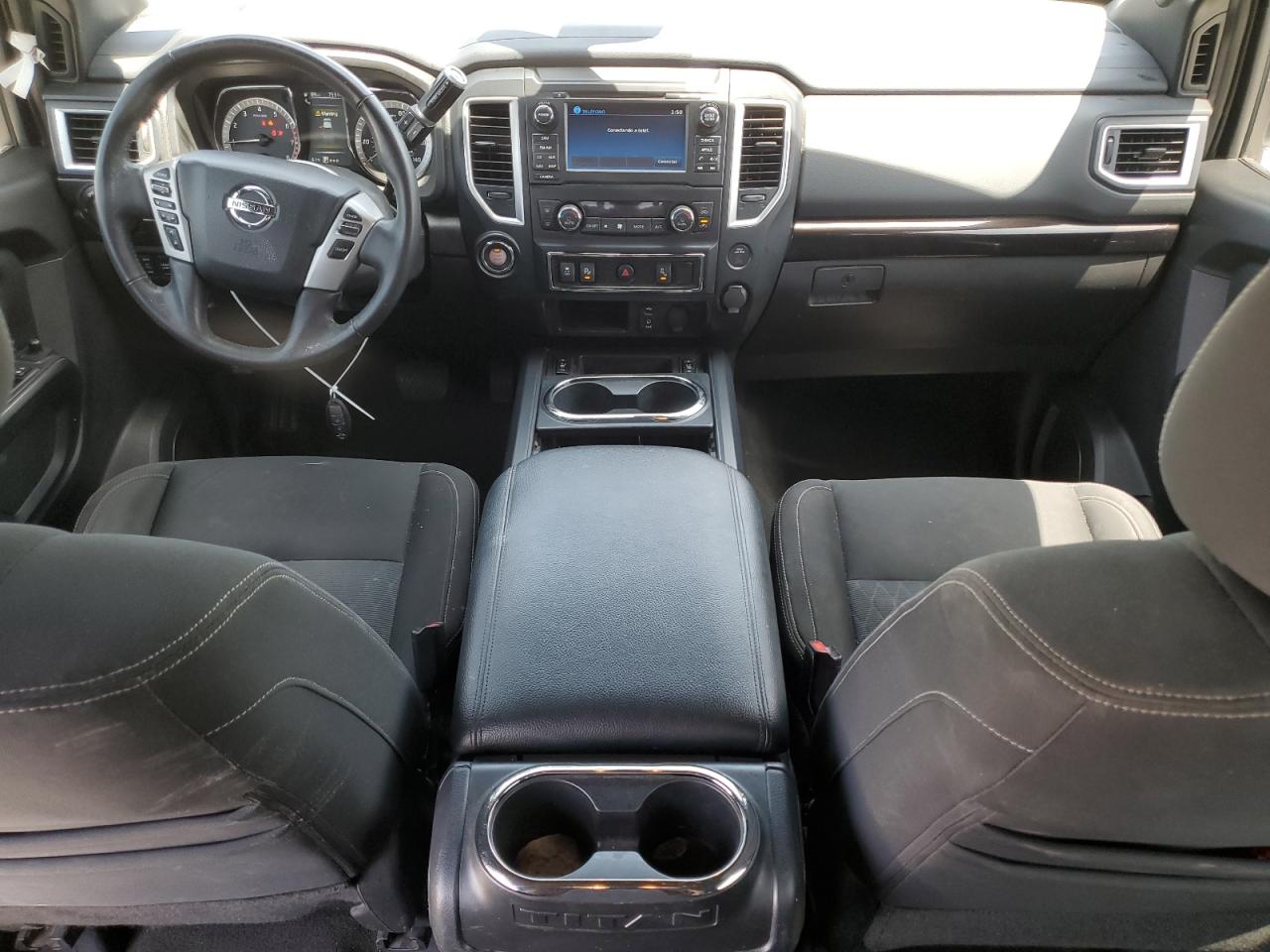 VIN: 1N6AA1E68JN533364 2018 NISSAN TITAN