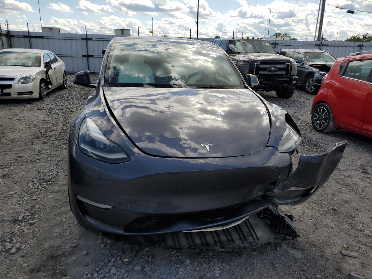 7SAYGDEE4PF673737 2023 Tesla Model Y