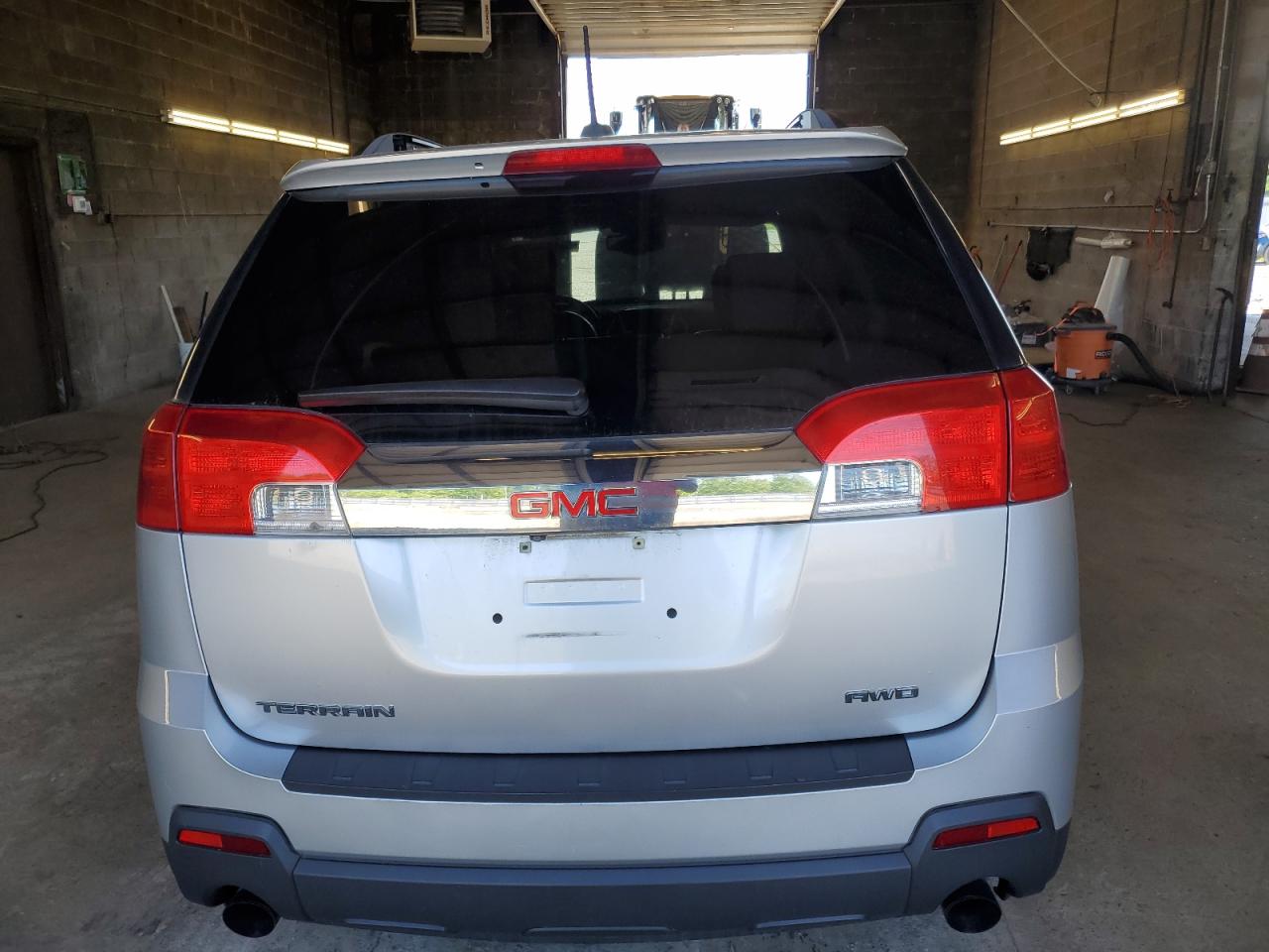 2GKFLXE32F6226994 2015 GMC Terrain Slt