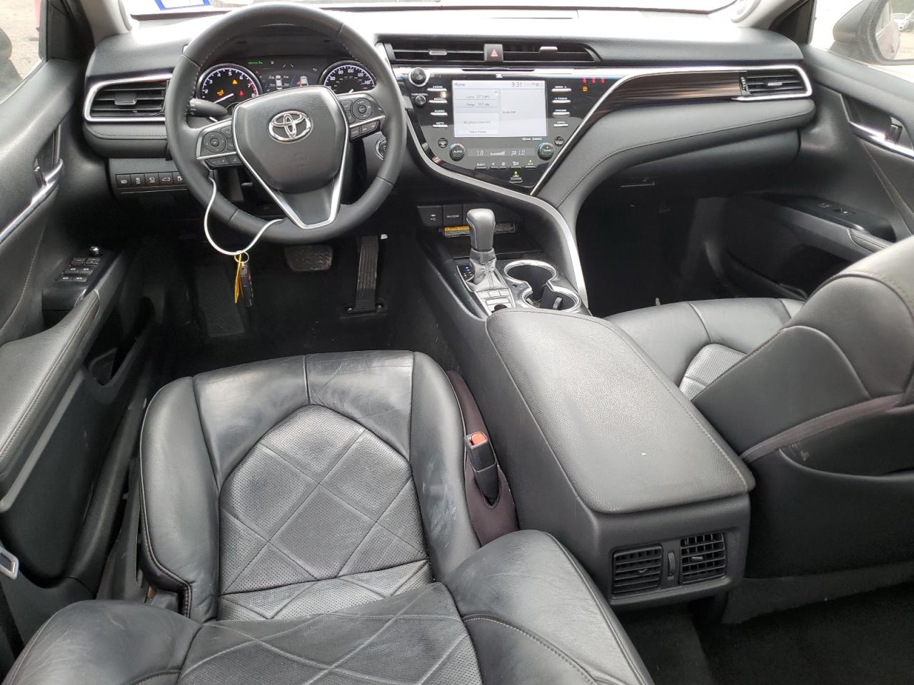 4T1B11HKXJU552595 2018 Toyota Camry L