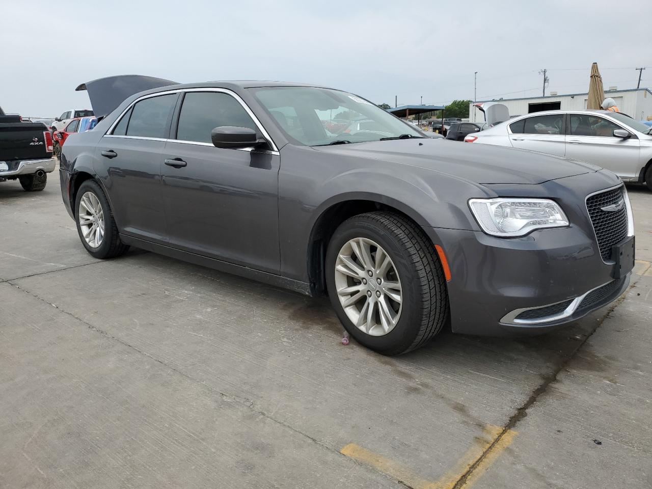 2C3CCAAGXJH130200 2018 Chrysler 300 Touring