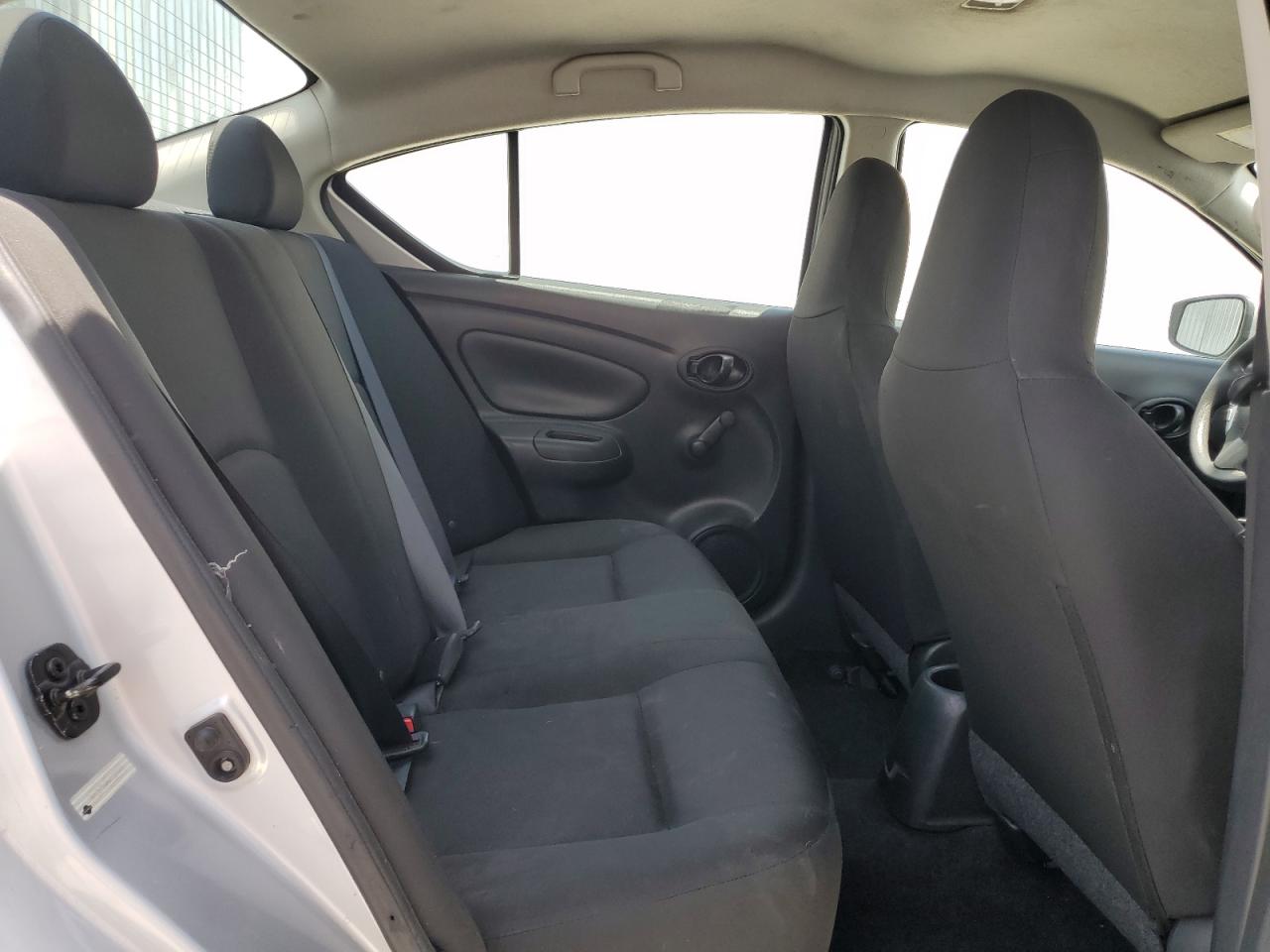 3N1CN7AP5HL855975 2017 Nissan Versa S